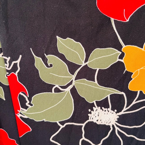 Women’s midi dress, Small, black with red and yellow prints, with showy buckle - Picture 3 of 8